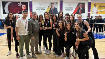 Konya voleybolunda sezon şampiyonları belli oldu