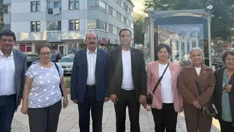 Konya’da CHP delegeleri kurultay için imza verdi