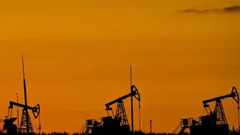 Brent petrol 75 doların altına geriledi