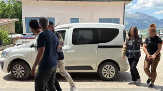 Konya'da sahte altın operasyonunda 2 şüpheli yakalandı