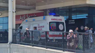 Arazi anlaşmazlığı nedeniyle tartıştığı akrabasını tüfekle vurdu