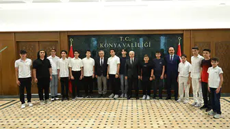 Konya'nın gururu 17 Türkiye birincisi Vali Akın ve Başkan Altay ile buluştu