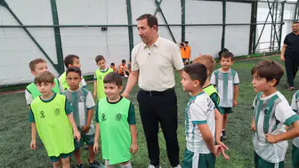 Başkan Kılca’dan Karataylı çocuklara moral ziyareti: “En güzel yer çocuklarımızın yanı”