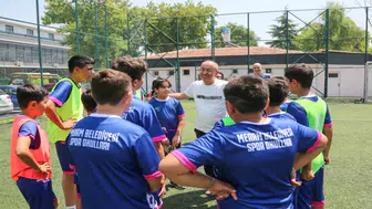 Başkan Mustafa Kavuş, çocukların heyecanına ortak oldu