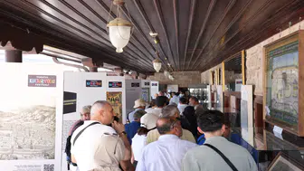 Konya'da Mukaddes emanetlere yoğun ilgi