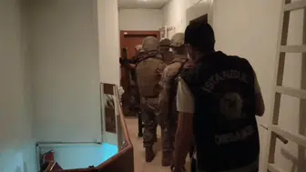 Organize suç örgütlerine yönelik operasyonda 74 zanlı yakalandı
