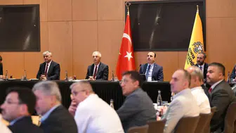 Dünya Belediyeler Birliği sonrası ilk toplantı: Hedef masaya yatırıldı