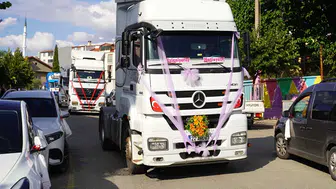 TIR gelin arabası oldu