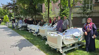 Konya'da palyatif hastaları bahçede moral depoladı!