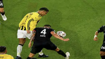 Fenerbahçe- Konyaspor maçındaki penaltının VAR konuşmaları yayınlandı