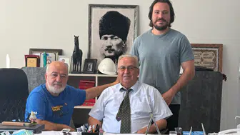 DOSTLAR BİR ARAYA GELMİŞ