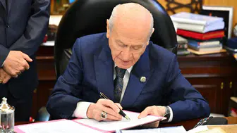 Devlet Bahçeli’den dikkat çeken paylaşım: Türkiye’nin geleceği için tarihi adım