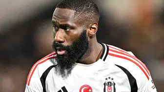Konyaspor Masuaku transferini bitiriyor! Konya’ya davet edildi