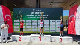 Konya’nın bisikletçileri Burdur’u salladı! Peş peşe madalyalar geldi