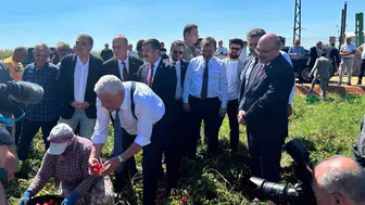 Konyalı Genel Başkan Yardımcısı Ulusoy Bursa'da çiftçilerle buluştu