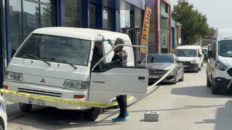 Konya’da kar maskeli şüphelilerden milyonluk soygun