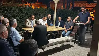 Yeni Parti Konya’da sahaya indi: Nejat Türktaş hemşehrileriyle buluştu