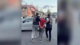 Suç örgütü operasyonunda yakalanan 15 şüpheli tutuklandı