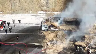 Konya- Isparta yolunda tır alev aldı