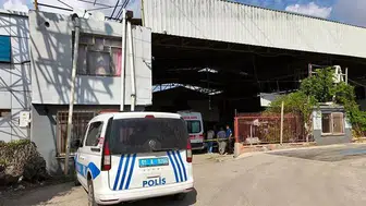 Ofisinde kasığından tabancayla vurulmuş halde ölü bulundu