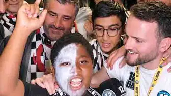 FANATİK BEŞİKTAŞLI PEHLİVAN OSMAN