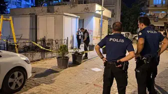 Yolda yürürken tabancalı saldırıda yaralandı