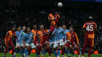 Galatasaray, UEFA Şampiyonlar Ligi'nde play-off turuna yükseldi