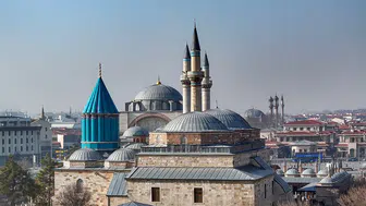 Mevlana müzesi 2025'te ziyaretçi rekoru kırdı