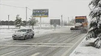 Konya'da eğitime kar engeli! Beş ilçede okullara 1 günlük ara