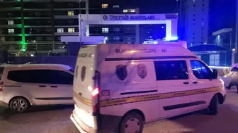 Kız kardeşini öldürüp intihar etmişti; yaraladığı annesi de kurtarılamadı