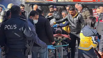 Kendini kilitlediği iş yerini ateşe verdi