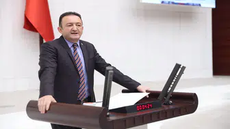 Barış Bektaş'tan, belediyelerden emlak vergilerine yaptıkları zammı geri çekmesi çağrısı