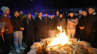 Konya'da gençler kamp ateşi etrafında bir araya geldi
