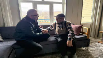 Başkan Ustaoğlu’ndan evi yanan aileye ziyaret