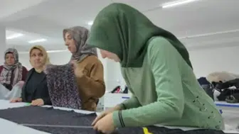 Konya'nın meşhur bezi yeniden hayat buluyor: Geleneksel dokuma atölyesi açıldı