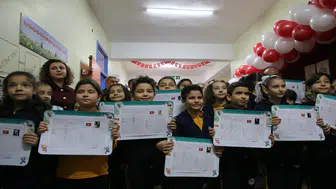 Konya'da öğrenciler karne heyecanı yaşadı