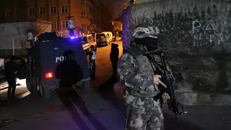 DHKP-C operasyonunda 4 zanlı yakalandı