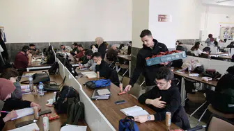 Büyükşehir Gençlik Meclisi’nden final haftasında öğrencilere destek