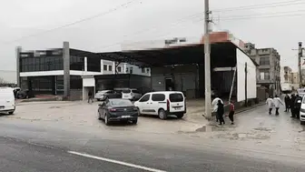 Kardeşler arasında silahlı alacak kavgası; 1'i ağır, 4 yaralı