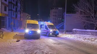 Aileden 4 kişi, sobadan sızan gazdan zehirlendi