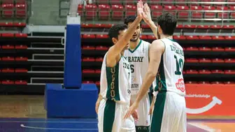 Karatay Belediyespor evinde şov yaptı!