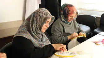 KOMEK’te Brezilya nakışı kursu: İlmek ilmek estetik