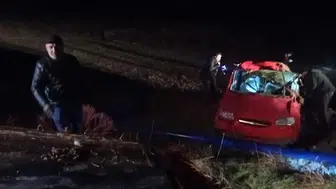 Otomobil şarampole uçtu: 3 yaralı