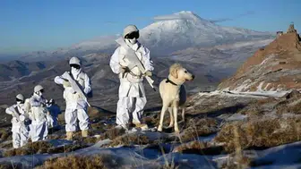 Mehmetçik, zorlu kış koşullarında hudut güvenliği için görevde