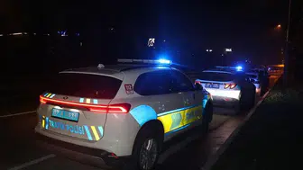 Yol kenarında park halindeki minibüste ölü bulundu