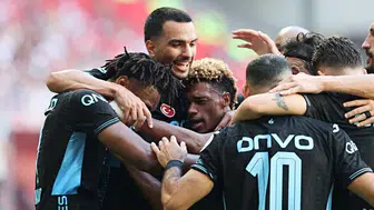 Trabzonspor Konferans Ligi'ne galibiyetle başladı