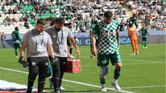 Konyaspor’da sakatlık şoku! Yerini Awaziem’e bıraktı