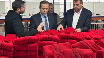 Konyalı başkandan yoğun mesai: Tekstil atölyelerini gezdi