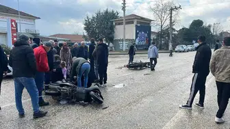Motosikletler çarpıştı; 1'i ağır, 2 yaralı