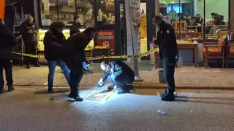 Kafe önünde husumetlisi tarafından vuruldu